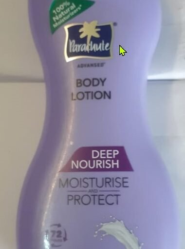 PARACHUTE ADV DEEP NOURISHMENT Natural Moisture body lotion