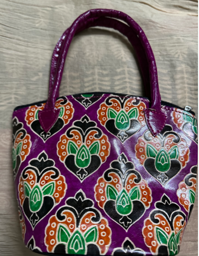 Shantiniketan Leather Small Batua Bag