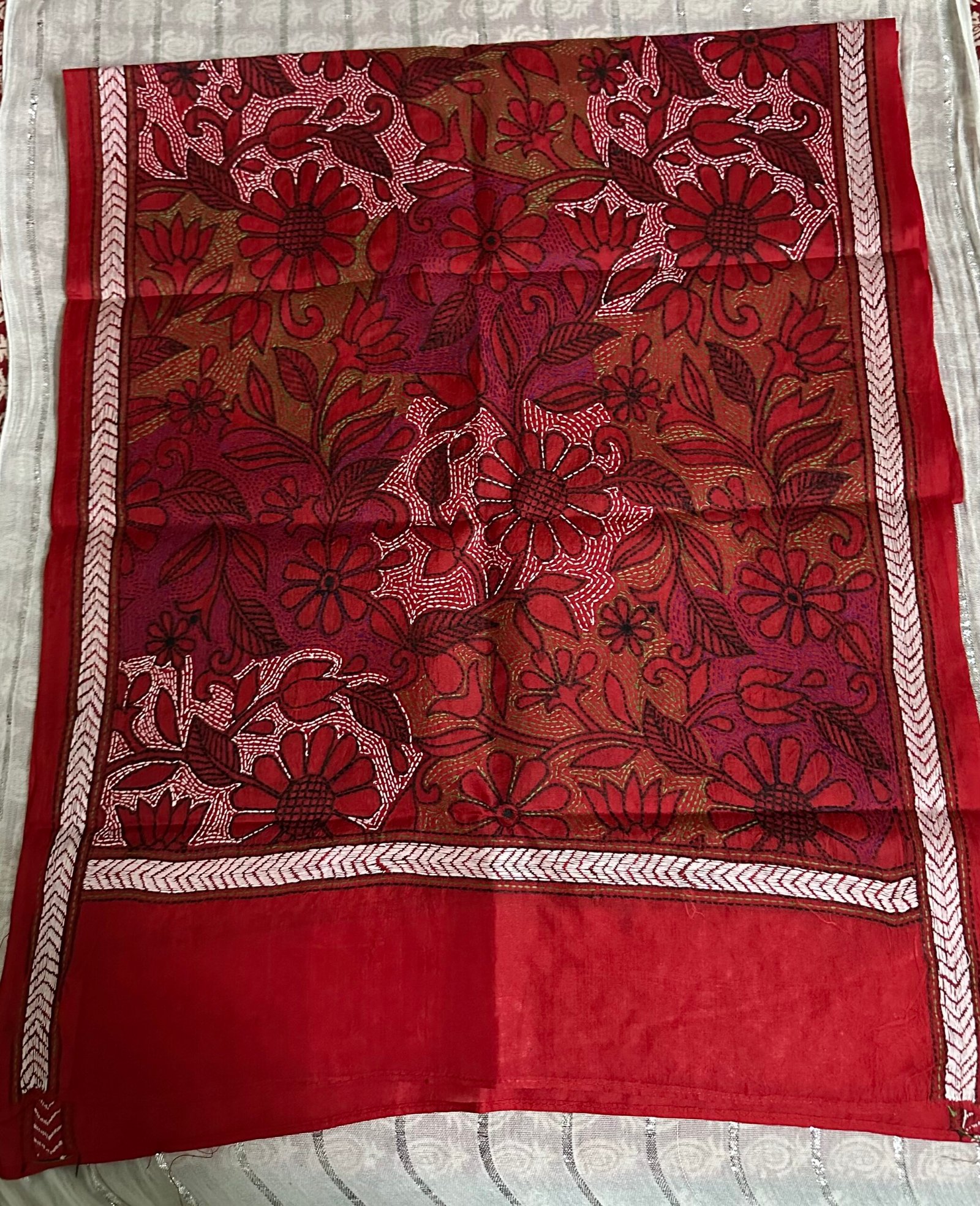 Bangalore Katan Silk Stole(Red , Black)