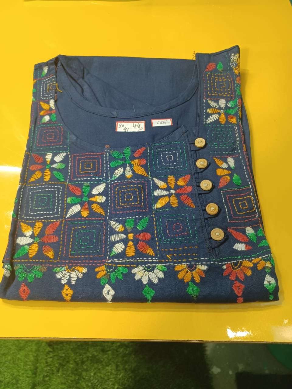 Jamindari Kurti Kantha Stitch
