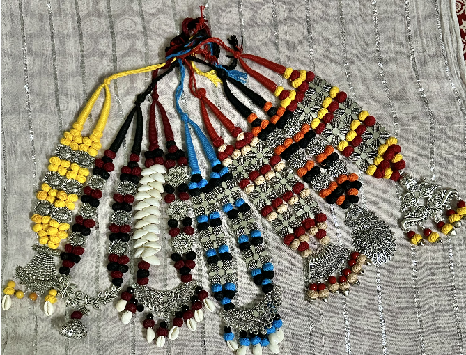 Necklace with double mala