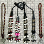 Single necklace with multiple colors