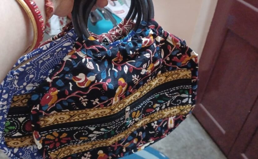 Shantiniketan Small Batua Bag